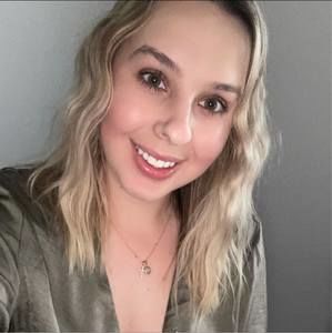 Meet your Posher, Britt